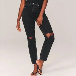 Abercrombie & Fitch 90’s straight ultra high rise distressed denim